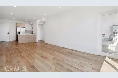 222 N Manhattan, Los Angeles, CA 90004 - Photo 14