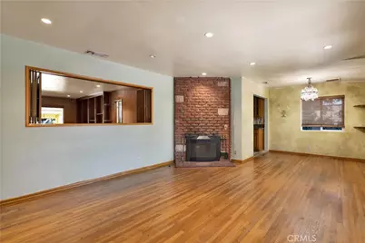 7134 Stansbury Avenue, Van Nuys, CA 91405 - Photo 4