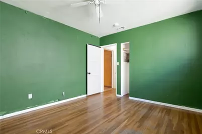 7134 Stansbury Avenue, Van Nuys, CA 91405 - Photo 20