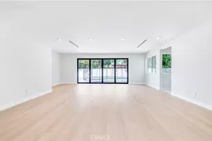 13633 Delano St, Los Angeles, CA 91401 - Photo 2