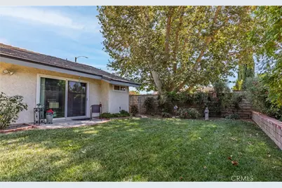 25503 Via Impreso, Valencia, CA 91355 - Photo 40