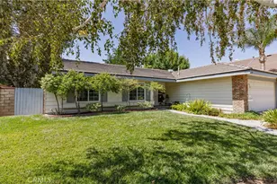 25503 Via Impreso, Valencia, CA 91355 - Photo 2