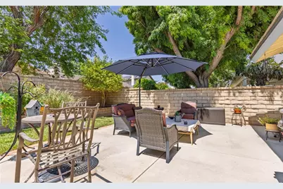 25503 Via Impreso, Valencia, CA 91355 - Photo 36