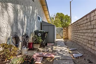 25503 Via Impreso, Valencia, CA 91355 - Photo 44