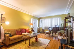 913 S Wilton Pl, Los Angeles, CA 90019 - Photo 8