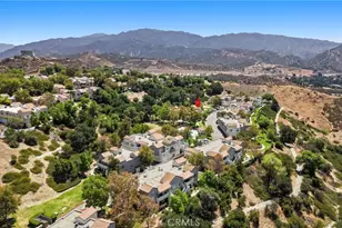 21227 Trumpet Dr, Newhall, CA 91321 - Photo 6
