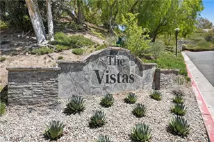 21227 Trumpet Dr, Newhall, CA 91321 - Photo 2