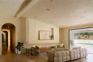18840 La Amistad, Tarzana, CA 91356 - Photo 2