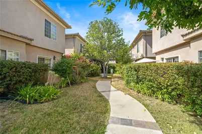 11808 Riverside Drive #3, Valley Village, CA 91607 - Photo 28