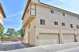 19545 Sherman, Los Angeles, CA 91335 - Photo 2