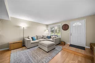 24307 La Glorita Cir, Newhall, CA 91321 - Photo 6