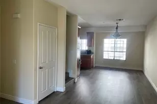 1075 N Maclay Ave, San Fernando, CA 91340 - Photo 8