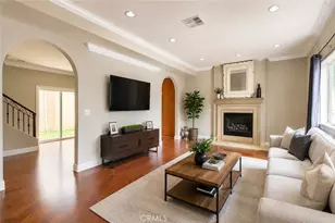 18811 Topham, Tarzana, CA 91335 - Photo 2