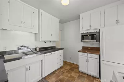 17465 Bullock Street, Encino, CA 91316 - Photo 10