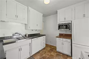 17465 Bullock St, Encino, CA 91316 - Photo 10