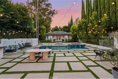 13135 Chandler Boulevard, Sherman Oaks, CA 91401 - Photo 10