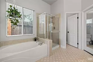 10300 Seneca Falls, Bakersfield, CA 93312 - Photo 6