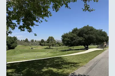 19110 Avenue Of The Oaks, Newhall, CA 91321 - Photo 28