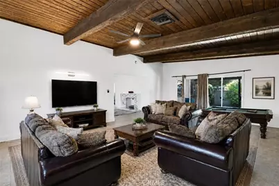 18027 Hatton Street, Reseda, CA 91335 - Photo 12