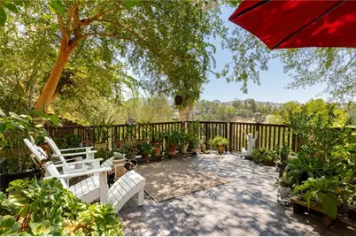 21008 Bandera, Woodland Hills, CA 91364 - Photo 4