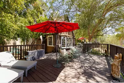 21008 Bandera, Woodland Hills, CA 91364 - Photo 40