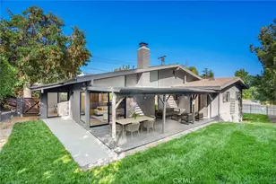 22250 Capulin Ct, Woodland Hills, CA 91364 - Photo 26