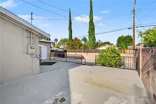 23142 Strathern, West Hills, CA 91304 - Photo 26