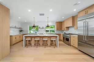 24320 Bessemer, Woodland Hills, CA 91367 - Photo 6
