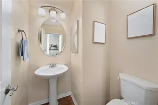 28453 Casselman Ln, Saugus, CA 91350 - Photo 12