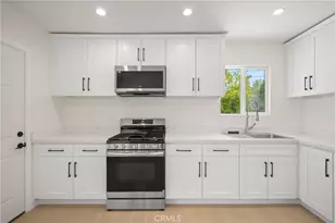 4938 Chimineas, Tarzana, CA 91356 - Photo 14