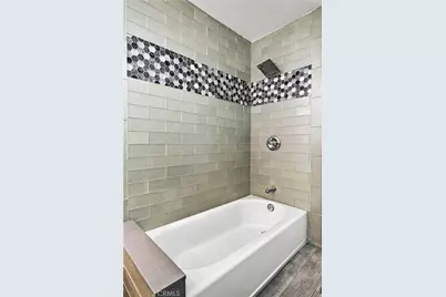 5777 Valerie Avenue, Woodland Hills, CA 91367 - Photo 28