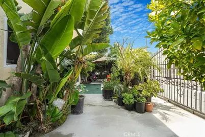 6904 Radford Avenue #1, North Hollywood, CA 91605 - Photo 6