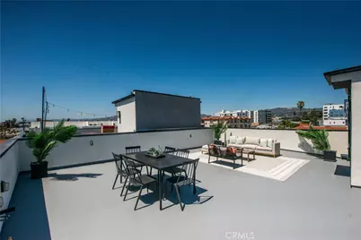 542 N Serrano Avenue, Los Angeles, CA 90004 - Photo 18