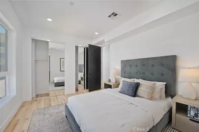 542 N Serrano Avenue, Los Angeles, CA 90004 - Photo 10