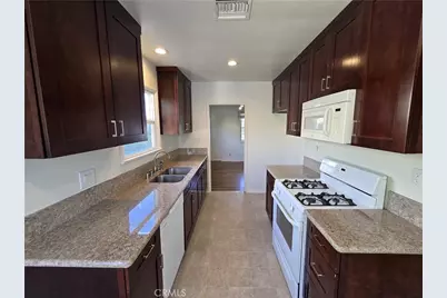 12329 Emelita, Valley Village, CA 91607 - Photo 6