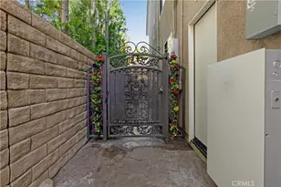 22019 Gold Canyon Dr, Saugus, CA 91390 - Photo 46
