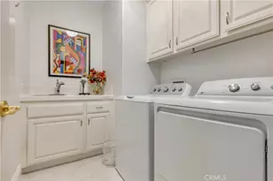 22019 Gold Canyon Dr, Saugus, CA 91390 - Photo 18