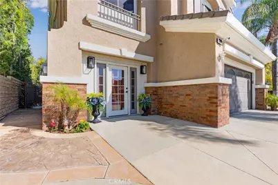 22019 Gold Canyon Drive, Saugus, CA 91390 - Photo 42