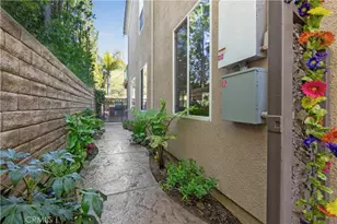 22019 Gold Canyon Dr, Saugus, CA 91390 - Photo 44