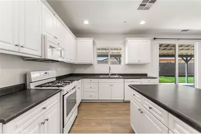44635 Camolin, Lancaster, CA 93534 - Photo 24