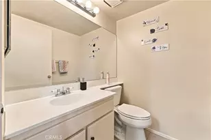 14715 Saticoy, Van Nuys, CA 91405 - Photo 12