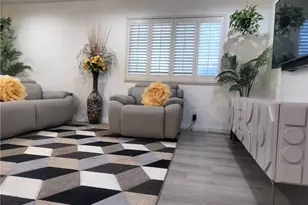 13144 Bromont, Sylmar, CA 91342 - Photo 2