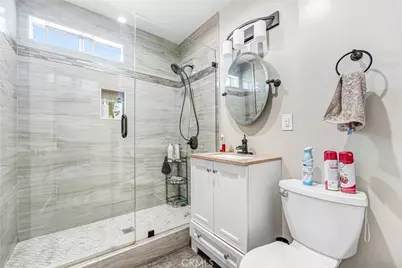 5854 Satsuma, North Hollywood, CA 91601 - Photo 22