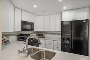 15155 Sherman Way, Van Nuys, CA 91405 - Photo 6