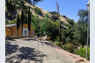 1036 Loma Lane, Simi Valley, CA 93063 - Photo 2