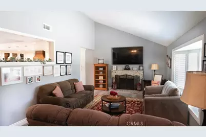 6050 E Malton Avenue, Simi Valley, CA 93063 - Photo 6