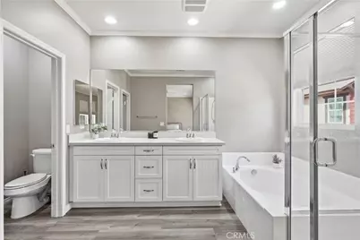 22077 Barrington, Saugus, CA 91350 - Photo 8