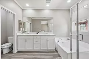 22077 Barrington, Saugus, CA 91350 - Photo 8