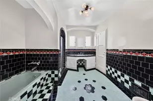 138 N La Peer Dr, Beverly Hills, CA 90211 - Photo 38