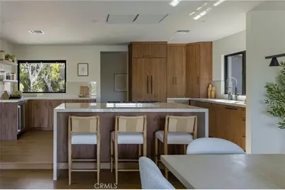 23717 Crosson, Woodland Hills, CA 91367 - Photo 8